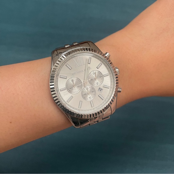 Michael kors watch - Picture 2 of 5